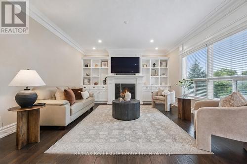 34 Whetstone Crescent, Guelph (Pineridge/Westminster Woods), ON - Indoor Photo Showing Living Room With Fireplace