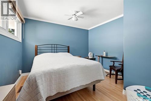 60 Gardiner Avenue, Regina, SK - Indoor Photo Showing Bedroom