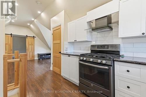 1110 Dunning Road, Ottawa, ON - Indoor Photo Showing Kitchen