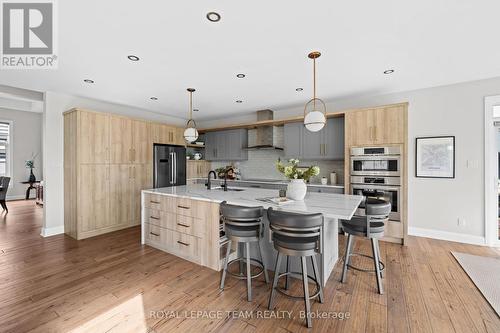 792 Mcmanus Avenue, Ottawa, ON - Indoor