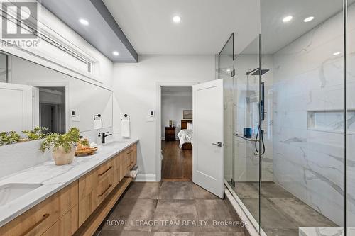 792 Mcmanus Avenue, Ottawa, ON - Indoor Photo Showing Bathroom
