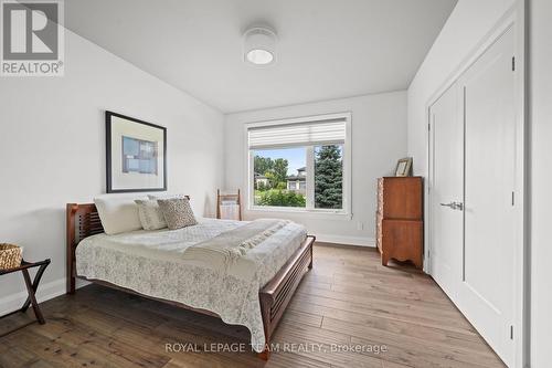 792 Mcmanus Avenue, Ottawa, ON - Indoor Photo Showing Bedroom