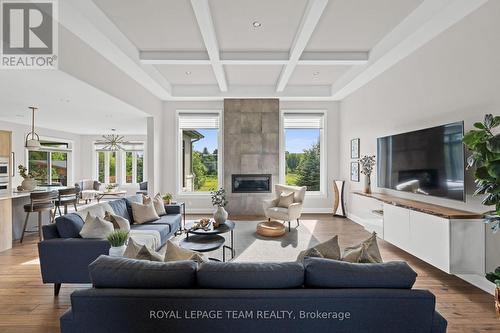 792 Mcmanus Avenue, Ottawa, ON - Indoor Photo Showing Living Room With Fireplace