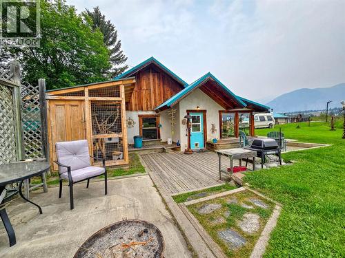 9498 Westside Road, Invermere, BC - Outdoor