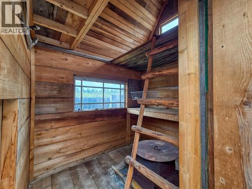 9498 Westside Road, Invermere, BC - Indoor Photo Showing Other Room