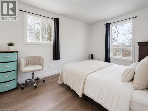 119 Cedar Street S Unit# 15, Kitchener, ON - Indoor Photo Showing Bedroom