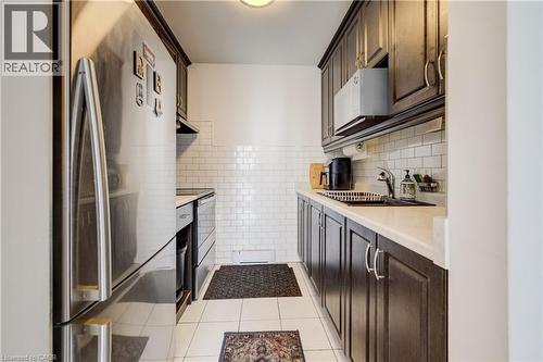119 Cedar Street S Unit# 15, Kitchener, ON - Indoor Photo Showing Kitchen