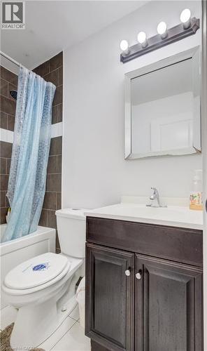 119 Cedar Street S Unit# 15, Kitchener, ON - Indoor Photo Showing Bathroom