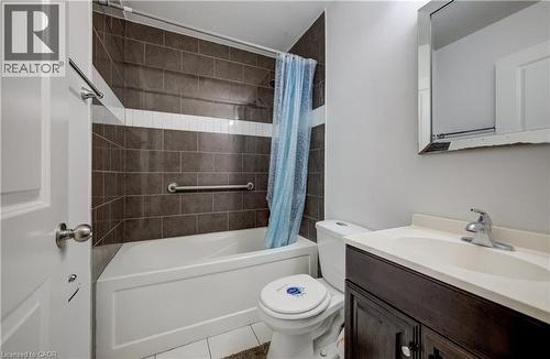 119 Cedar Street S Unit# 15, Kitchener, ON - Indoor Photo Showing Bathroom