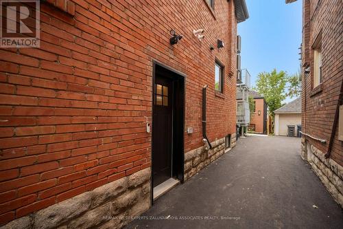 GARDEN SUITE - 412 GLENHOLME AVENUE , Toronto, Ontario M6E 3E7 2