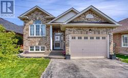 604 WOODMOUNT CRESCENT Oshawa, ON L1K 2T2