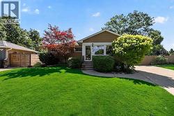 1108 Connaught CRESCENT Sarnia, ON N7S 1C8