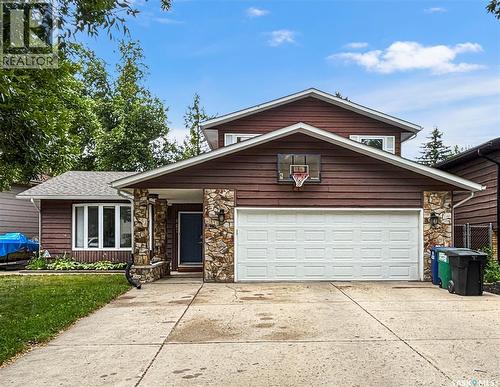 407 Chitek Crescent, Saskatoon, SK - Outdoor