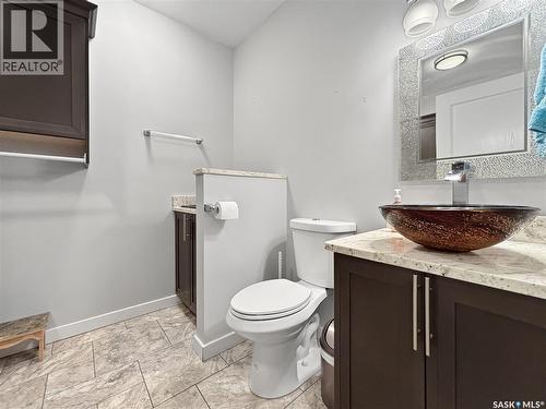 407 Chitek Crescent, Saskatoon, SK - Indoor Photo Showing Bathroom