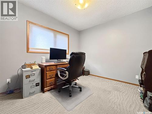 407 Chitek Crescent, Saskatoon, SK - Indoor Photo Showing Office
