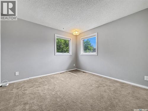 407 Chitek Crescent, Saskatoon, SK - Indoor Photo Showing Other Room