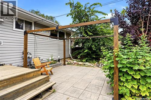 65 Mccaul Crescent, Regina, SK - Outdoor