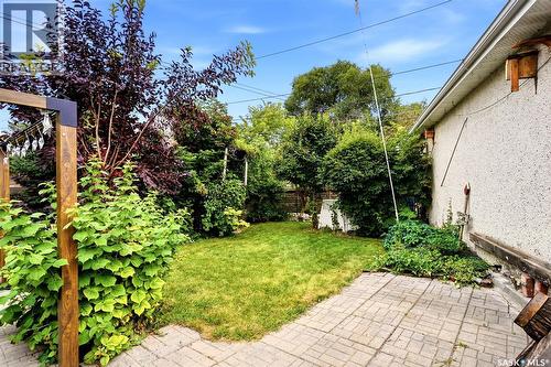 65 Mccaul Crescent, Regina, SK - Outdoor