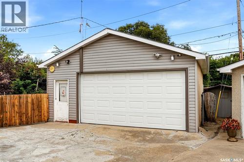65 Mccaul Crescent, Regina, SK - Outdoor With Exterior