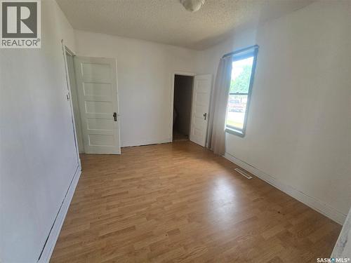 419 Main Street, Kipling, SK - Indoor Photo Showing Other Room