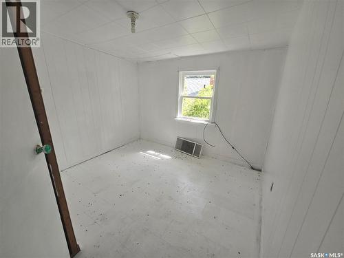 419 Main Street, Kipling, SK - Indoor Photo Showing Other Room
