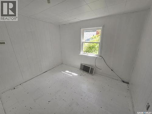 419 Main Street, Kipling, SK - Indoor Photo Showing Other Room