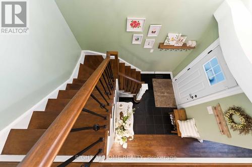 25 Waterton Crescent, Ottawa, ON - Indoor Photo Showing Other Room