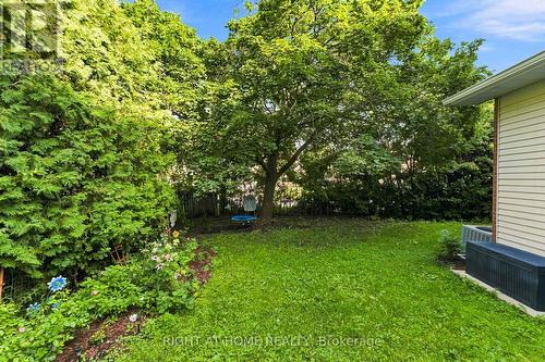 25 Waterton Crescent, Ottawa, ON - Outdoor