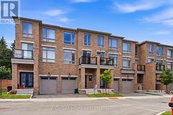 57 DROVER CIRCLE  Whitchurch-Stouffville, ON L4A 7G4