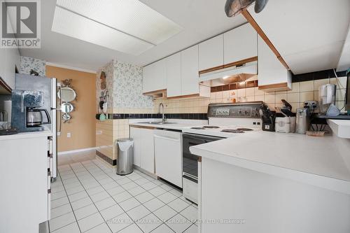 1406 - 600 Rexdale Boulevard, Toronto, ON - Indoor Photo Showing Kitchen