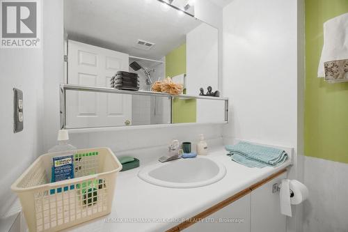 1406 - 600 Rexdale Boulevard, Toronto, ON - Indoor Photo Showing Bathroom