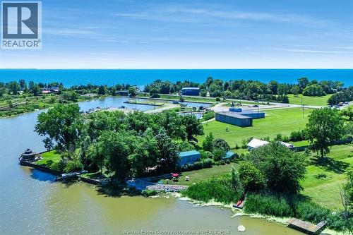 574 Bevel Line, Leamington, ON 