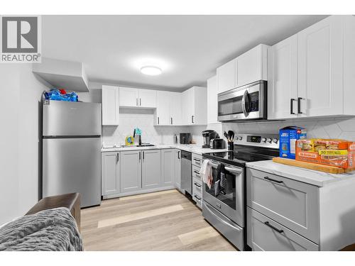 Legal Suite Kitchen - 3341 Broadview Road, West Kelowna, BC - Indoor Photo Showing Kitchen