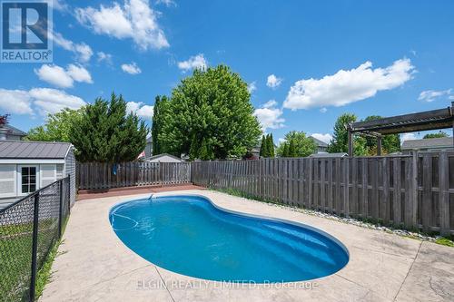 11 Kensington Court, St. Thomas, ON - Outdoor With In Ground Pool
