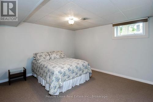 172 Elgin Avenue W, Goderich (Goderich (Town)), ON - Indoor Photo Showing Bedroom