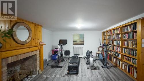 100 - 5 Cobourg Street, Goderich (Goderich (Town)), ON - Indoor With Fireplace