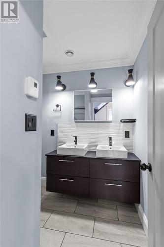 2 Blackmarsh Road, St. John'S, NL - Indoor Photo Showing Garage
