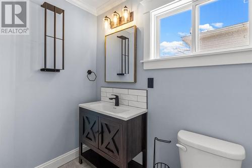 2 Blackmarsh Road, St. John'S, NL - Indoor Photo Showing Bathroom