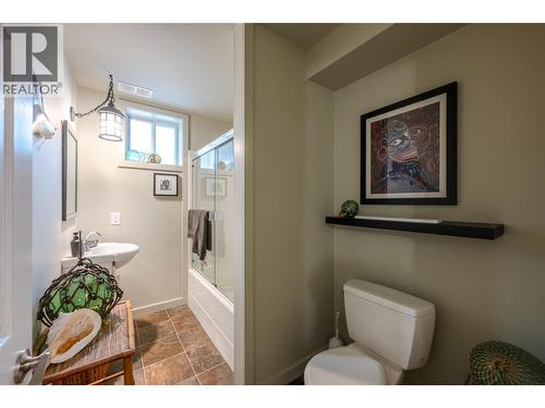 3812 Albrecht Road, Naramata, BC - Indoor Photo Showing Bathroom