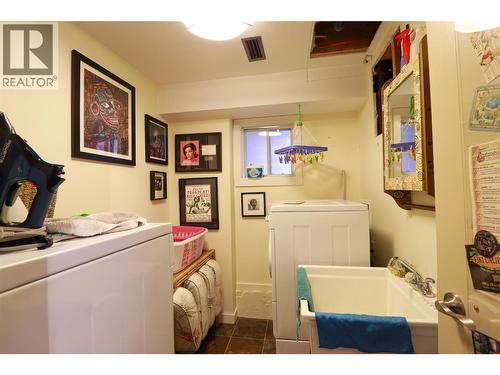 3812 Albrecht Road, Naramata, BC - Indoor Photo Showing Laundry Room