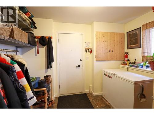3812 Albrecht Road, Naramata, BC - Indoor