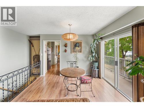 3812 Albrecht Road, Naramata, BC - Indoor