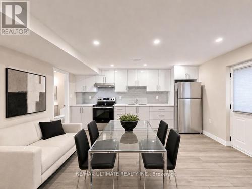 LOWER - 10 WARBECK PLACE , Toronto, Ontario M9R 3C3 4