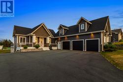 28 Flora Drive Torbay, NL A1K 1M5