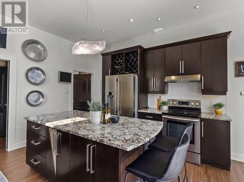 28 Flora Drive, Torbay, NL - Indoor Photo Showing Kitchen With Upgraded Kitchen
