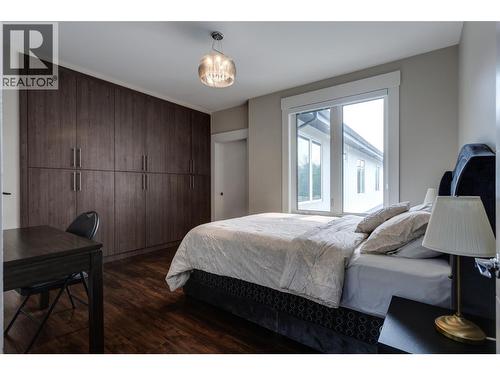3666 Benvoulin Road, Kelowna, BC - Indoor Photo Showing Bedroom