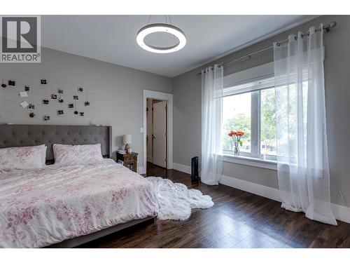 3666 Benvoulin Road, Kelowna, BC - Indoor Photo Showing Bedroom