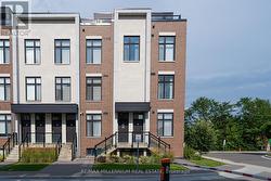 U208 - 9560 ISLINGTON AVENUE  Vaughan, ON L4H 4Z5