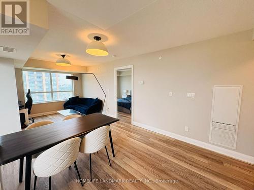 1102 - 15 Water Walk Drive, Markham, ON - Indoor Photo Showing Dining Room