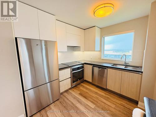 1102 - 15 Water Walk Drive, Markham, ON - Indoor Photo Showing Kitchen With Stainless Steel Kitchen With Double Sink